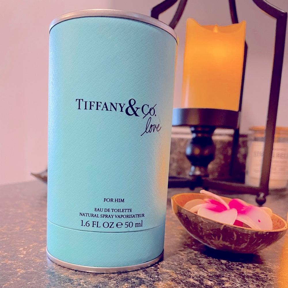 Tiffany Cologne amount that has been used in pics